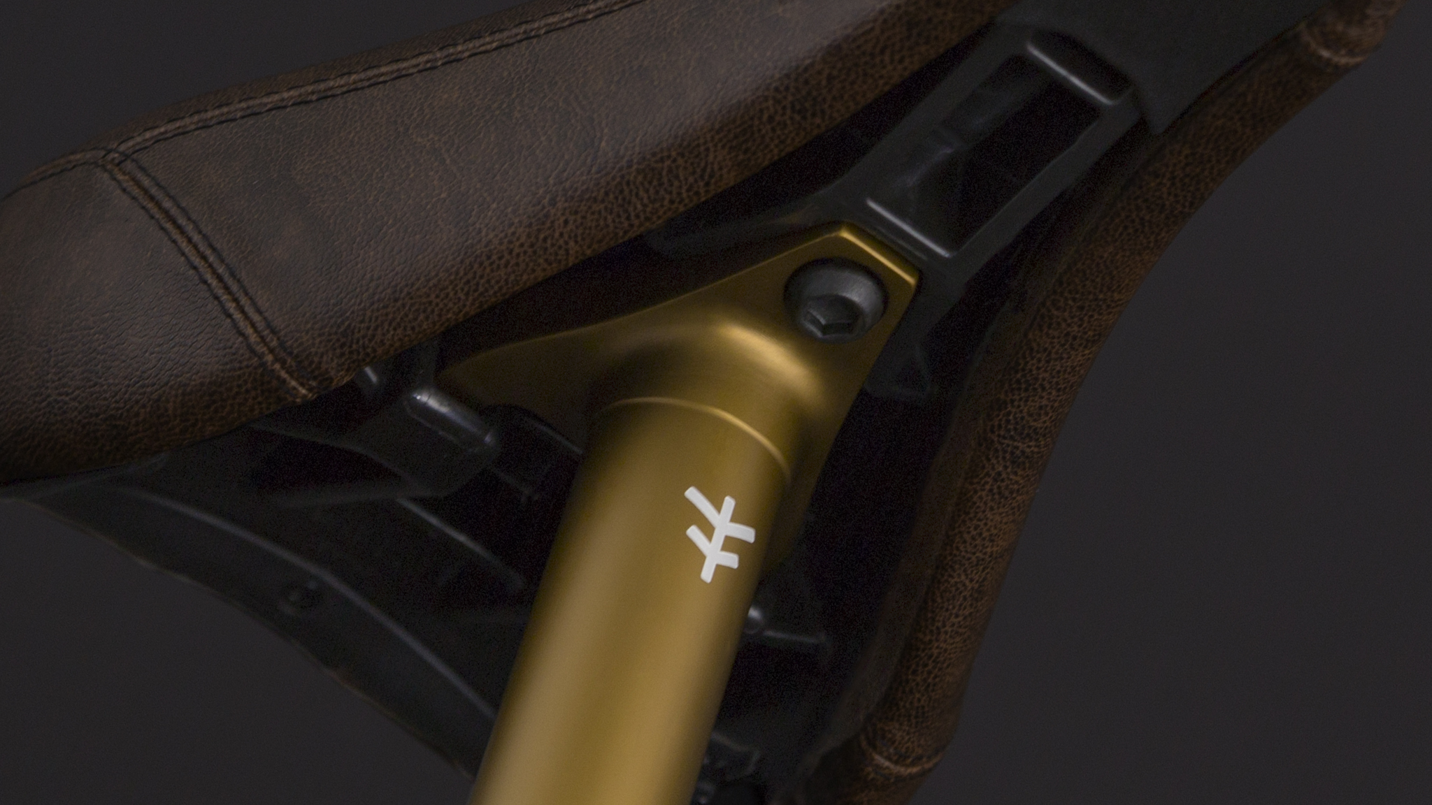Tripod Seat System